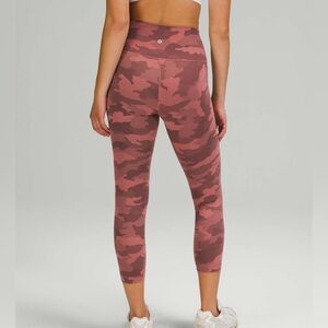 Lululemon Wonder Train High Rise Crop